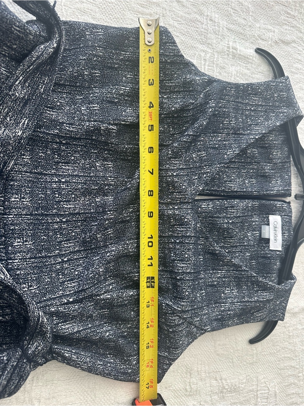 Calvin Klein Navy and White Knit V-Neck Top - Picture 4 of 5